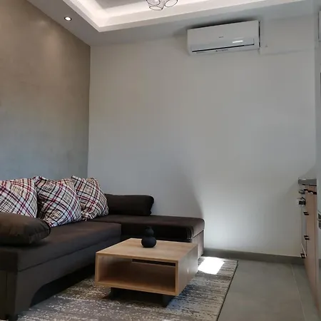 Cityscape Haven - Amazing Old Town Area Apartment *